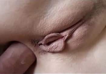 Amadora fazendo seu primeiro sexo anal